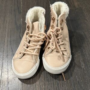 Tommy Bahama Tan Kids Boots with White Trim